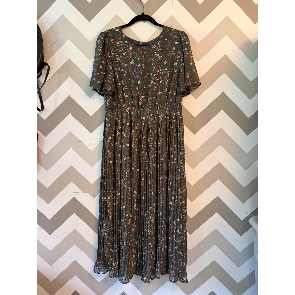 Baltic Born Floral Pleated Flutter Sleeve Midi Dress Large - Picture 3 of 9